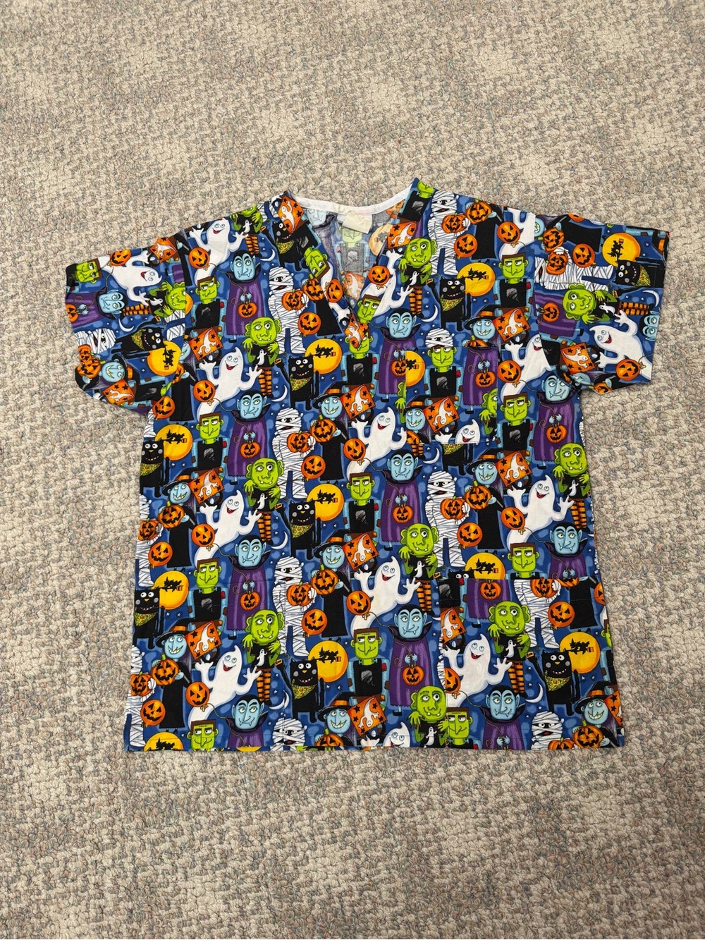 HALLOWEEN Scrub Top